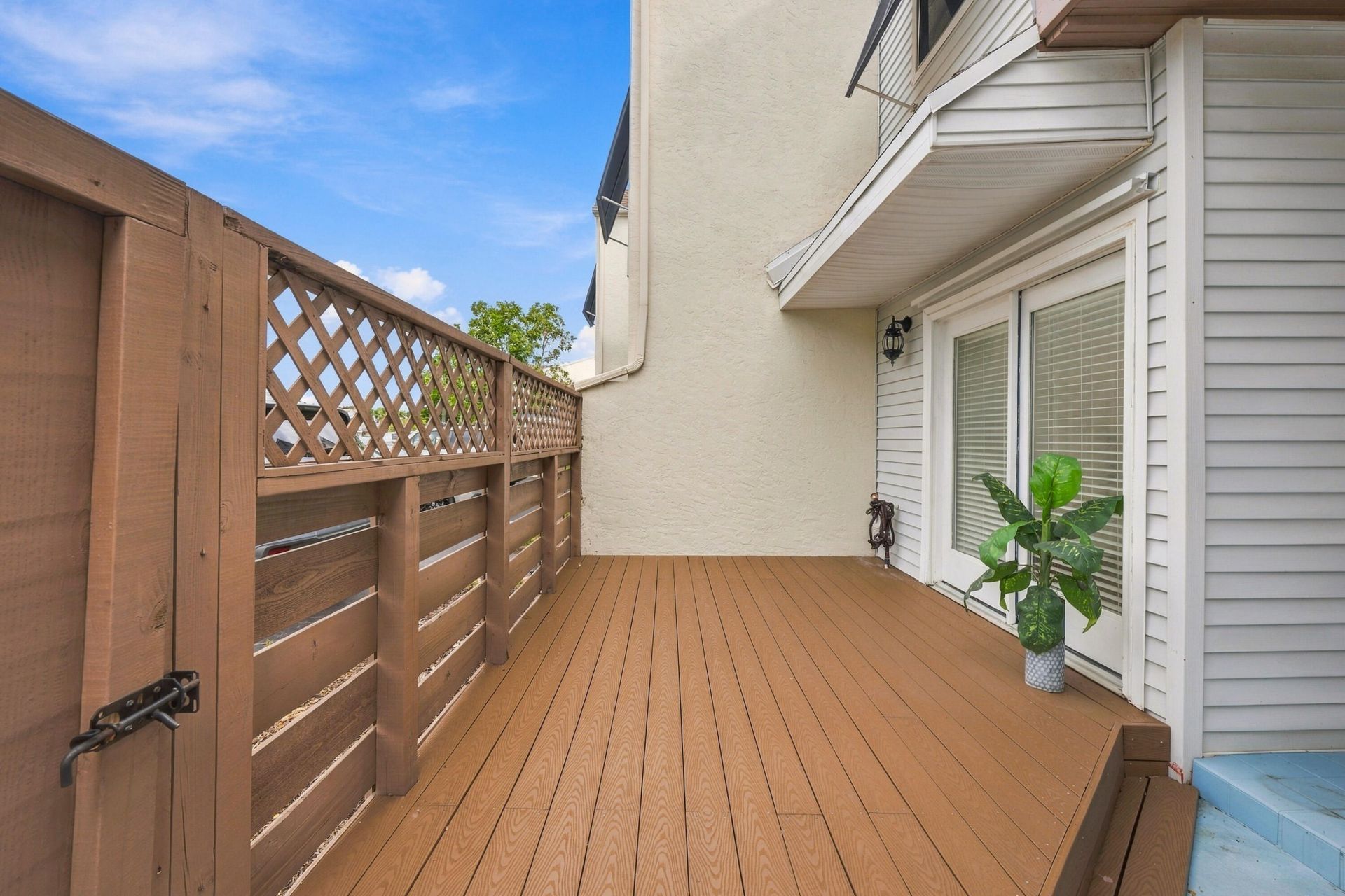 258 W Hemingway Circle, Margate, FL 33063 Photo