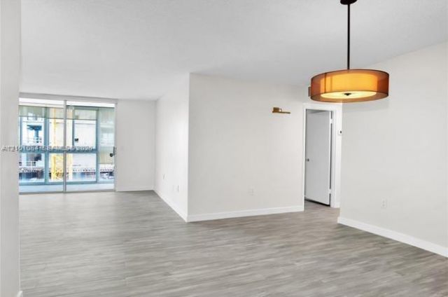145 SE 25th Rd , Unit 602, Miami, FL 33129 Photo