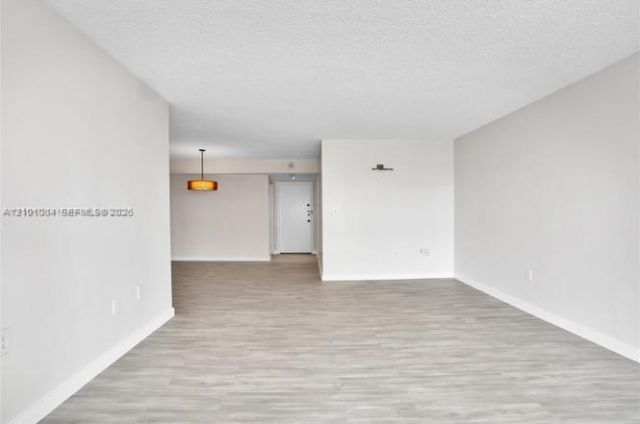 145 SE 25th Rd , Unit 602, Miami, FL 33129 Photo