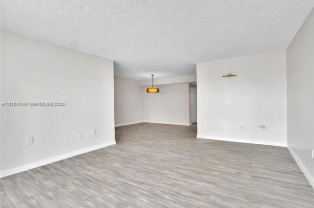 145 SE 25th Rd , Unit 602, Miami, FL 33129 Photo