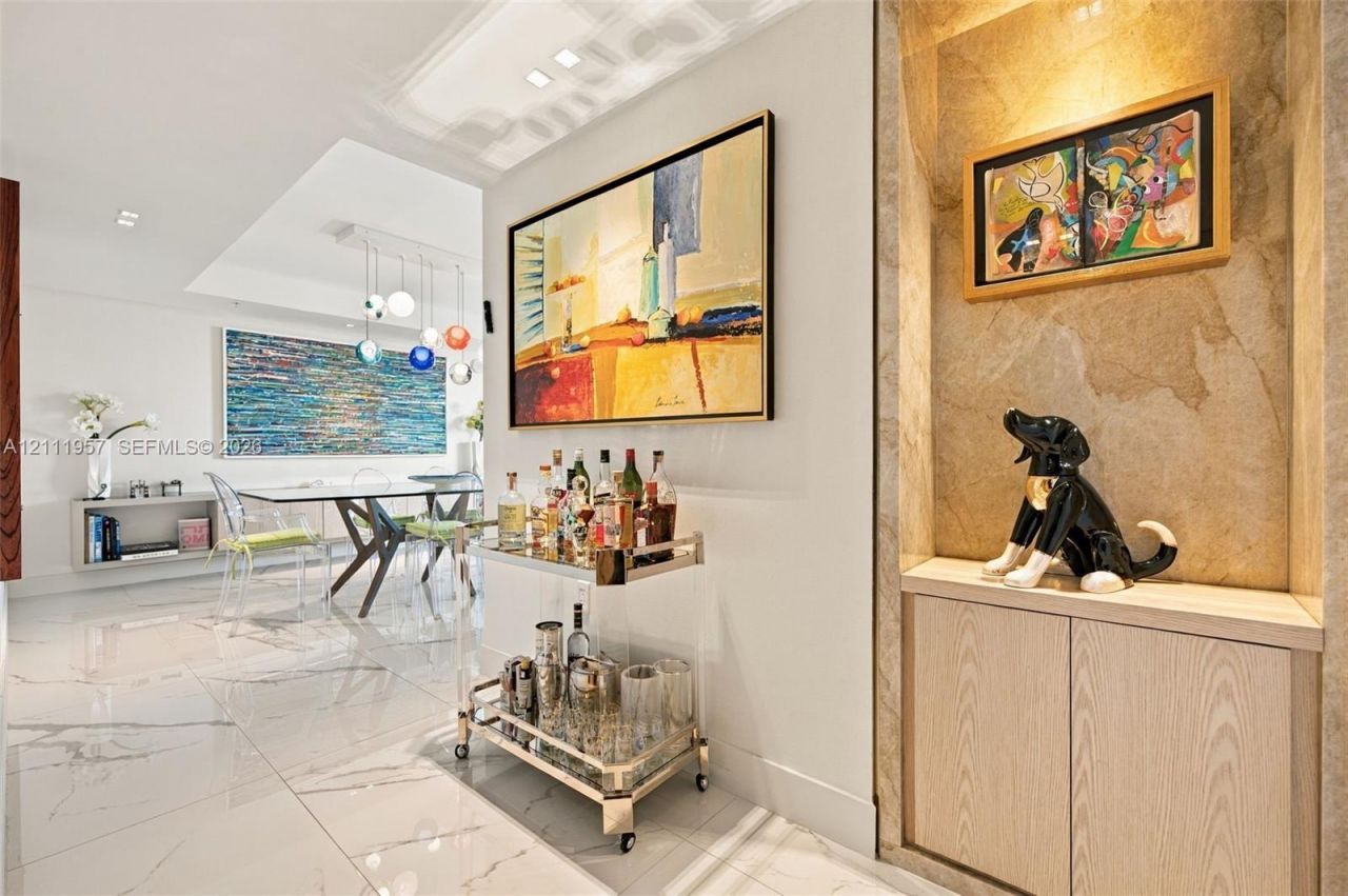 9521 E Bay Harbor Dr , Unit 904, Bay Harbor Islands, FL 33154 Photo