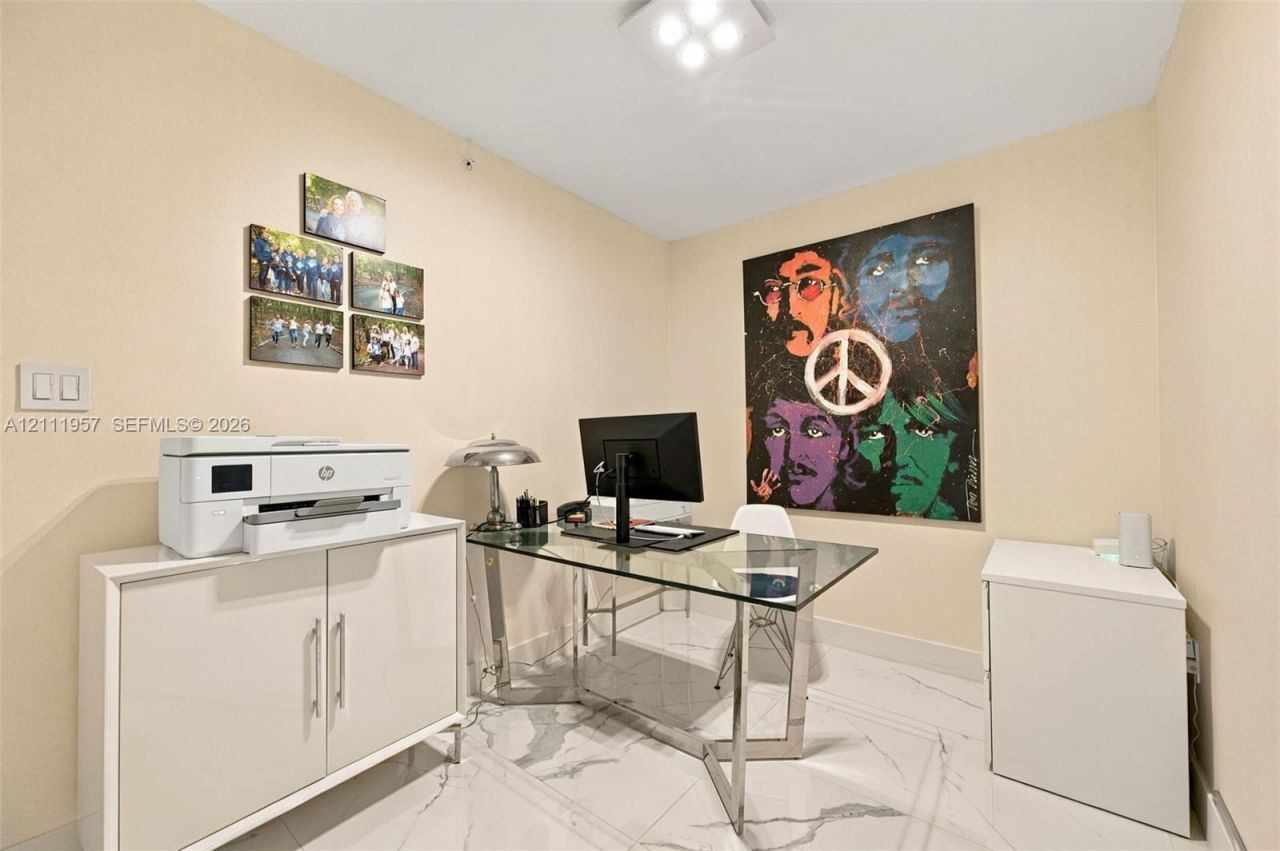 9521 E Bay Harbor Dr , Unit 904, Bay Harbor Islands, FL 33154 Photo