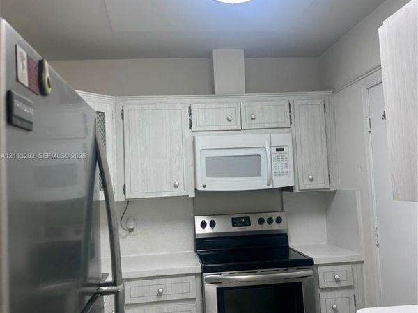 5700 NE 22nd Way , Unit 324, Fort Lauderdale, FL 33308