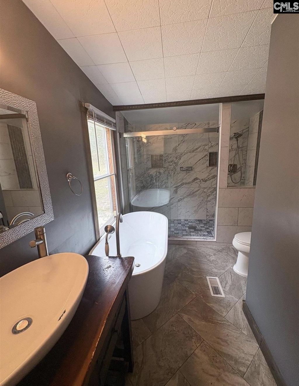 533 Elzie Hallman Road  Photo 10