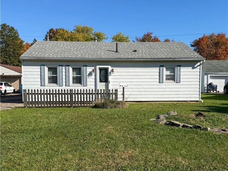3015 Riverside Drive, Lorain, OH 44055 Photo 1