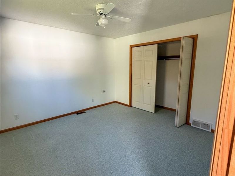 3015 Riverside Drive, Lorain, OH 44055 Photo 18