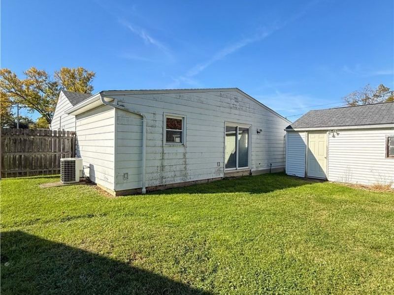 3015 Riverside Drive, Lorain, OH 44055 Photo 5