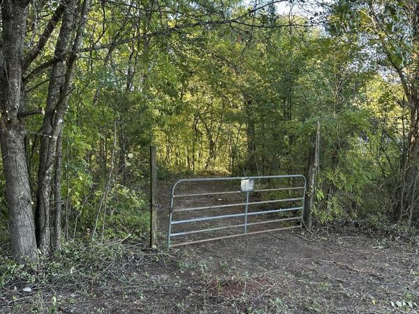 4228 Sweetwater Vonore Rd, Sweetwater, TN 37874