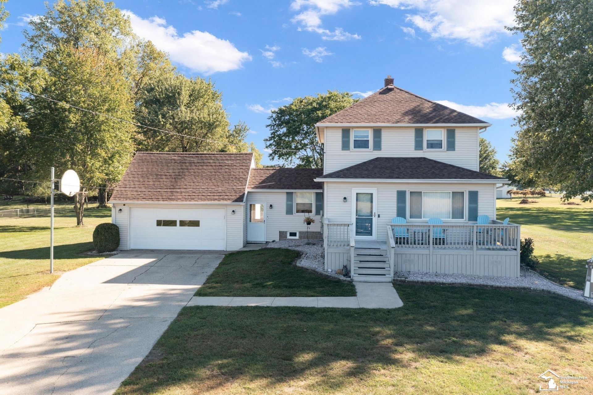4525 Section Road, Ottawa Lake, MI 49267 Main Photo