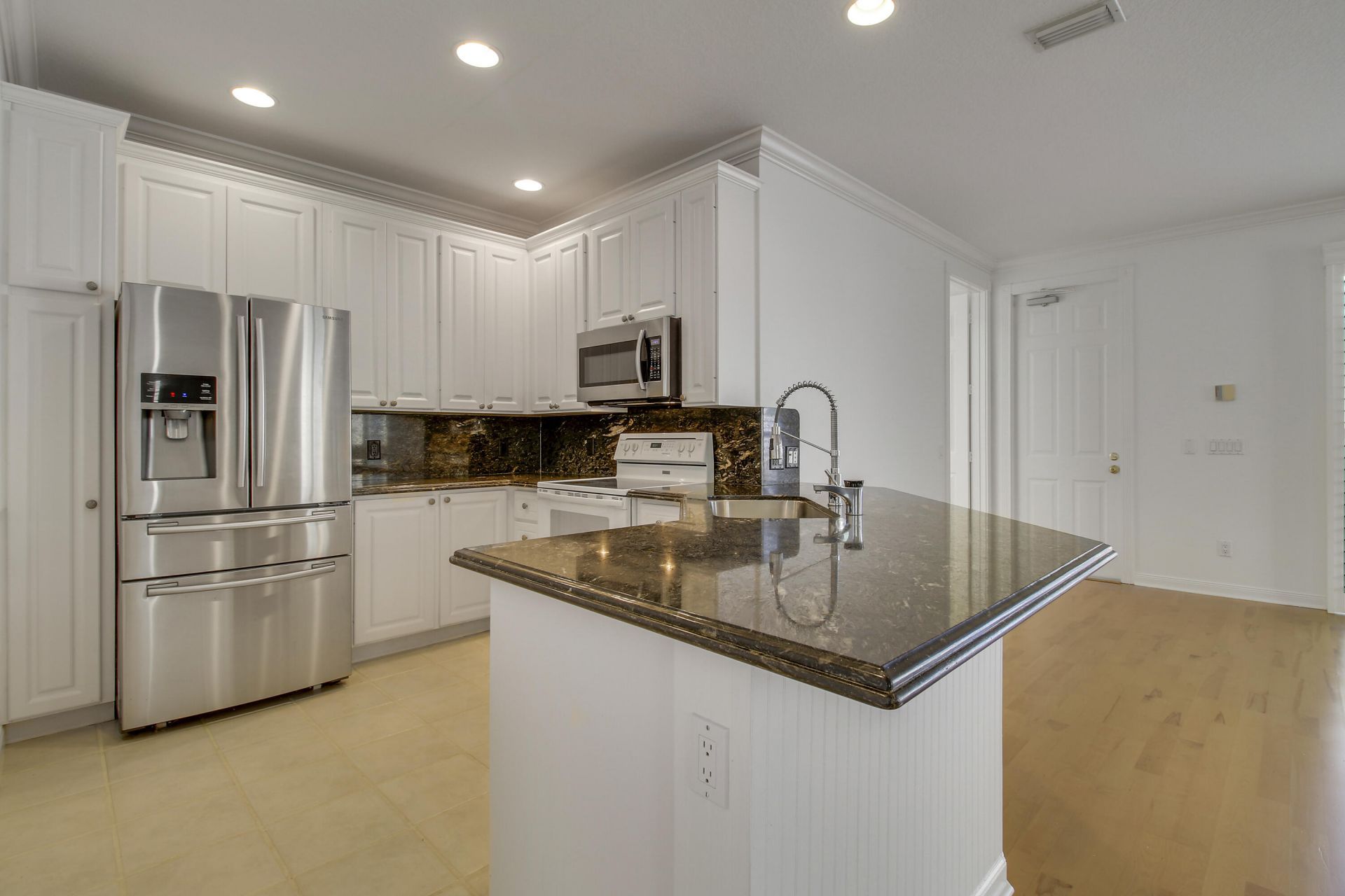 118 Cherry Laurel Drive, Jupiter, FL 33458 Photo