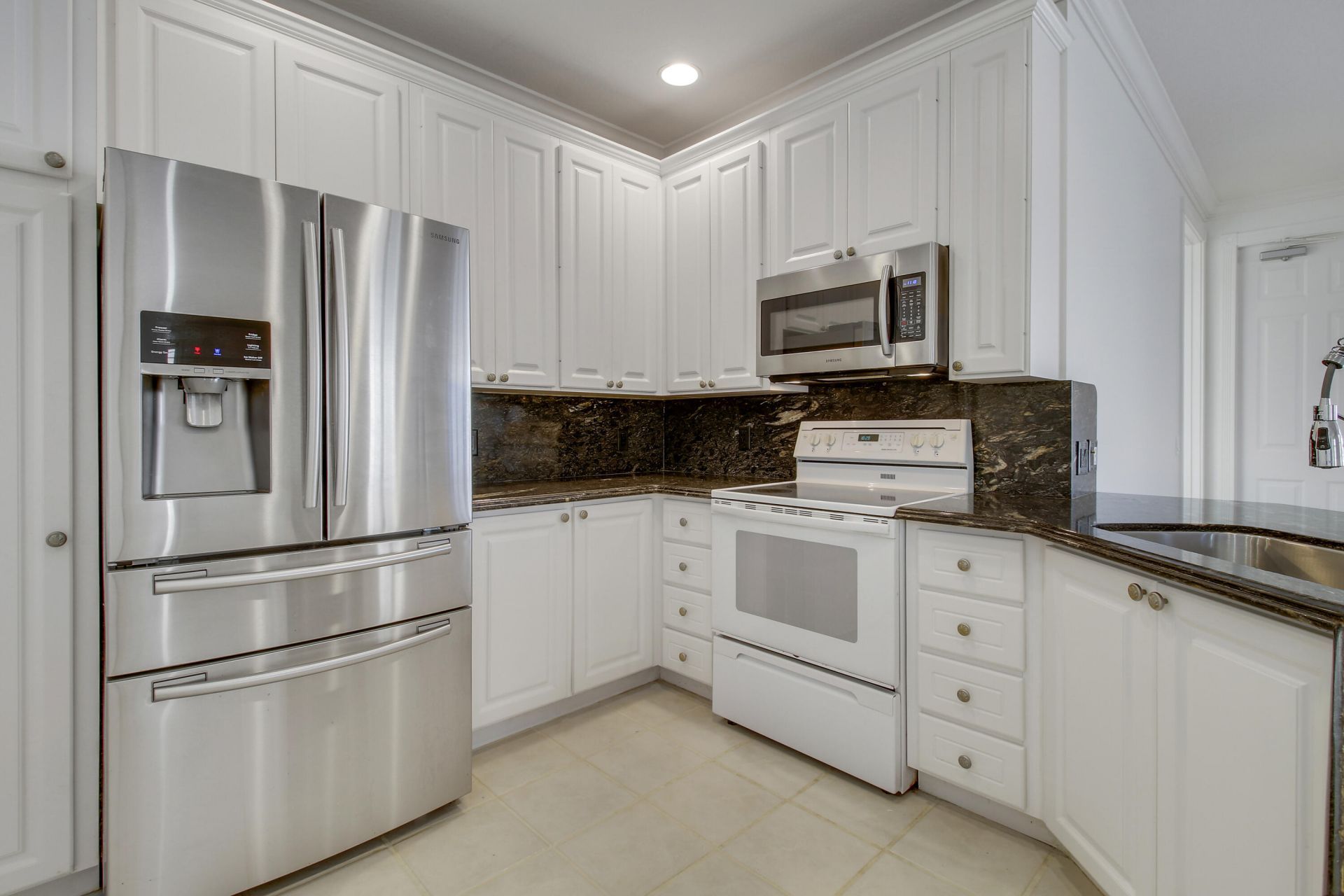 118 Cherry Laurel Drive, Jupiter, FL 33458 Photo
