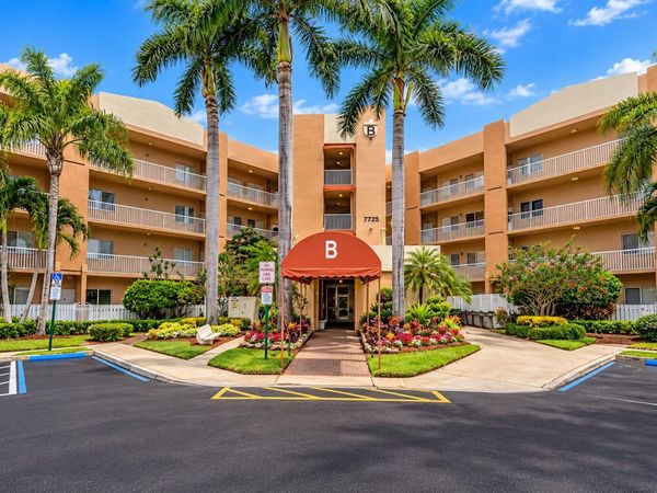 7725 YARDLEY Drive, Unit 108, Tamarac, FL 33321