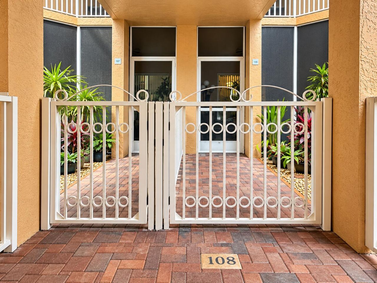 7725 Yardley Drive, Unit 108, Tamarac, FL 33321 Photo
