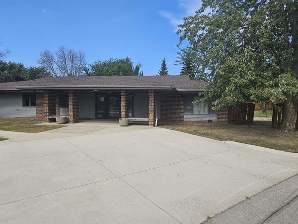 101 Kelly's Court, Forest City, IA 50436