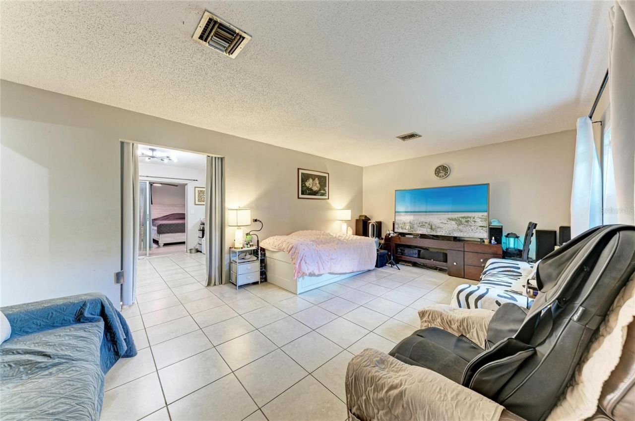 2821 Yorktown Street , Sarasota, FL 34231 Photo