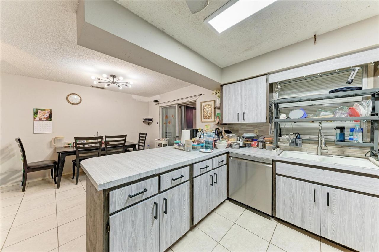 2821 Yorktown Street , Sarasota, FL 34231 Photo