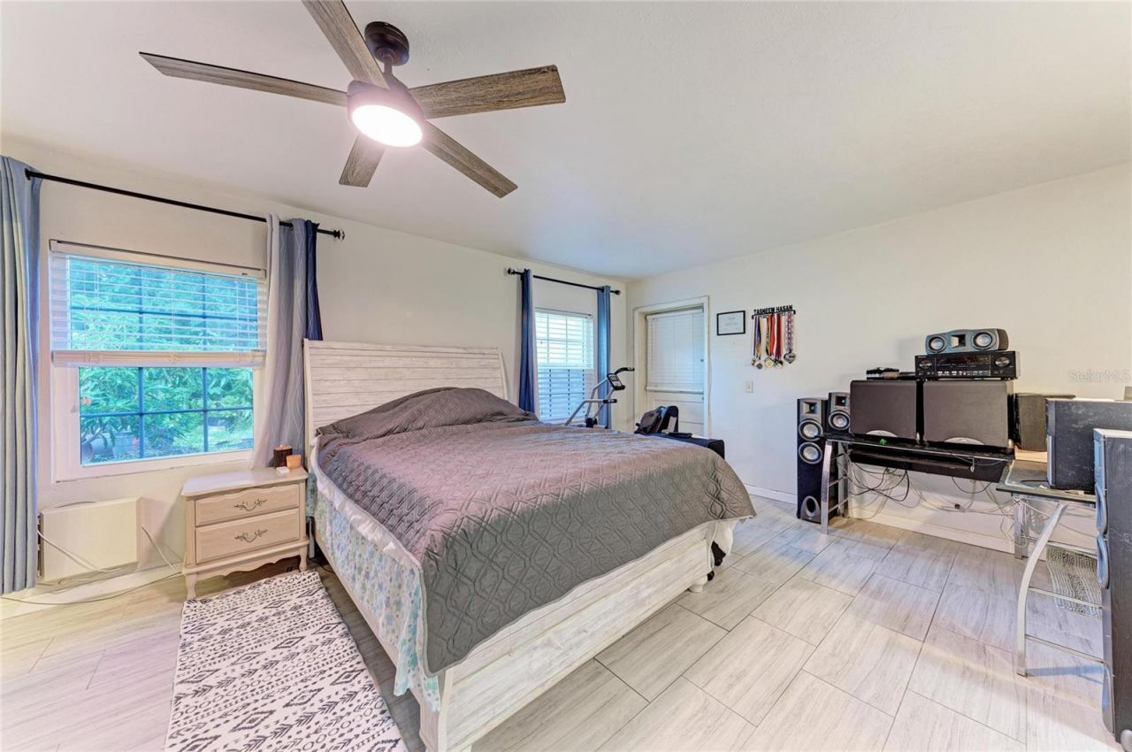 2821 Yorktown Street , Sarasota, FL 34231 Photo