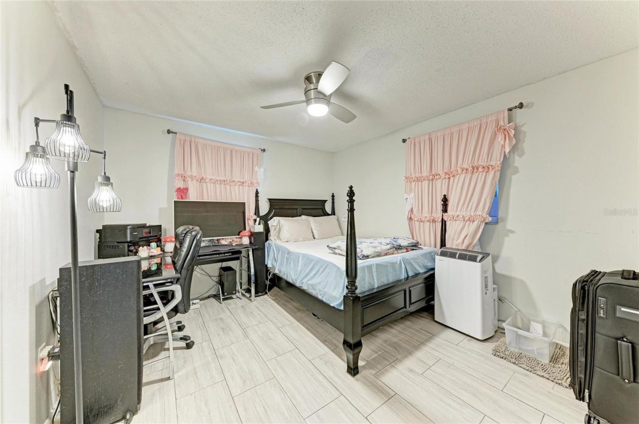2821 Yorktown Street , Sarasota, FL 34231 Photo