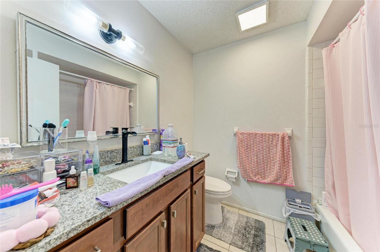 2821 Yorktown Street , Sarasota, FL 34231 Photo