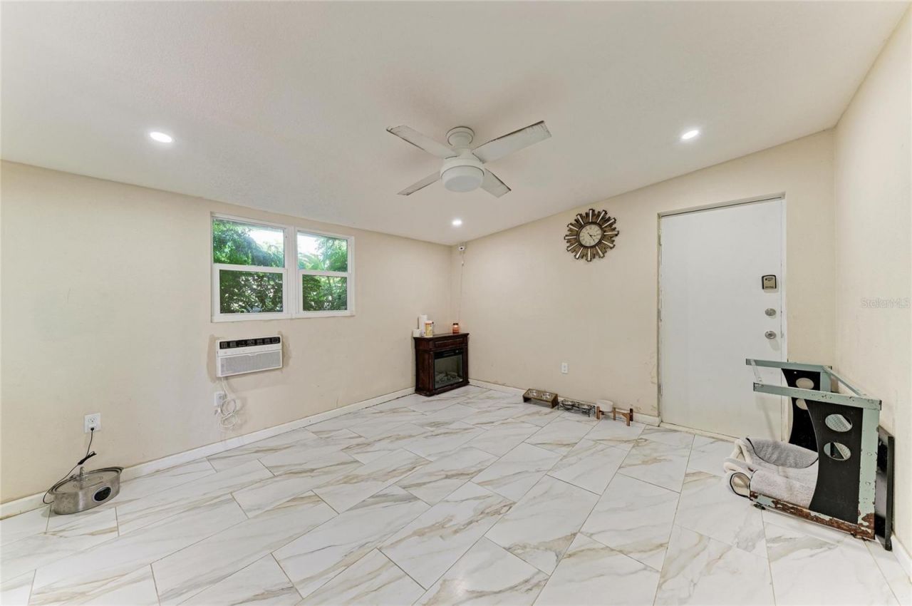 2821 Yorktown Street , Sarasota, FL 34231 Photo