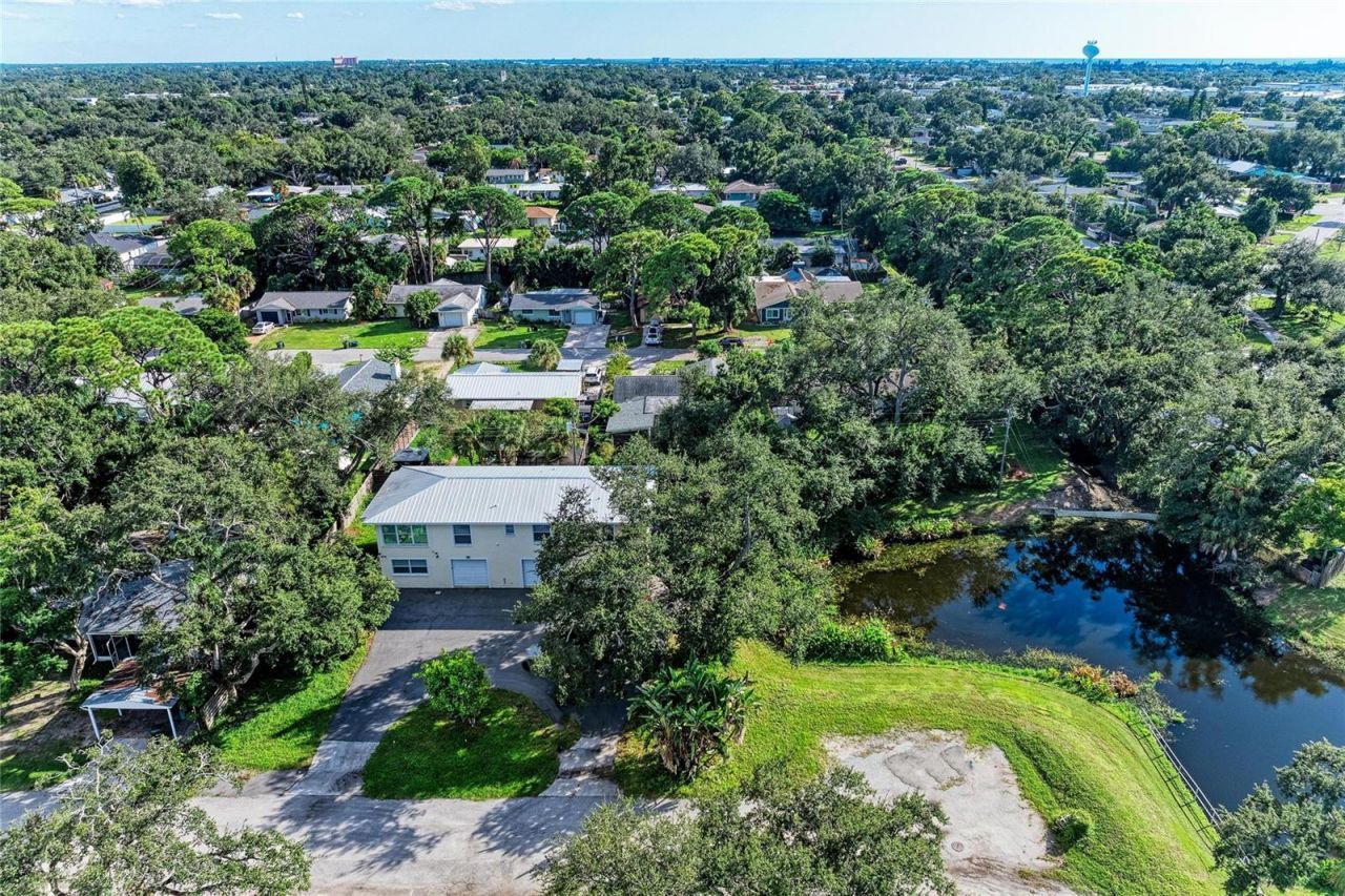 2821 Yorktown Street , Sarasota, FL 34231 Photo