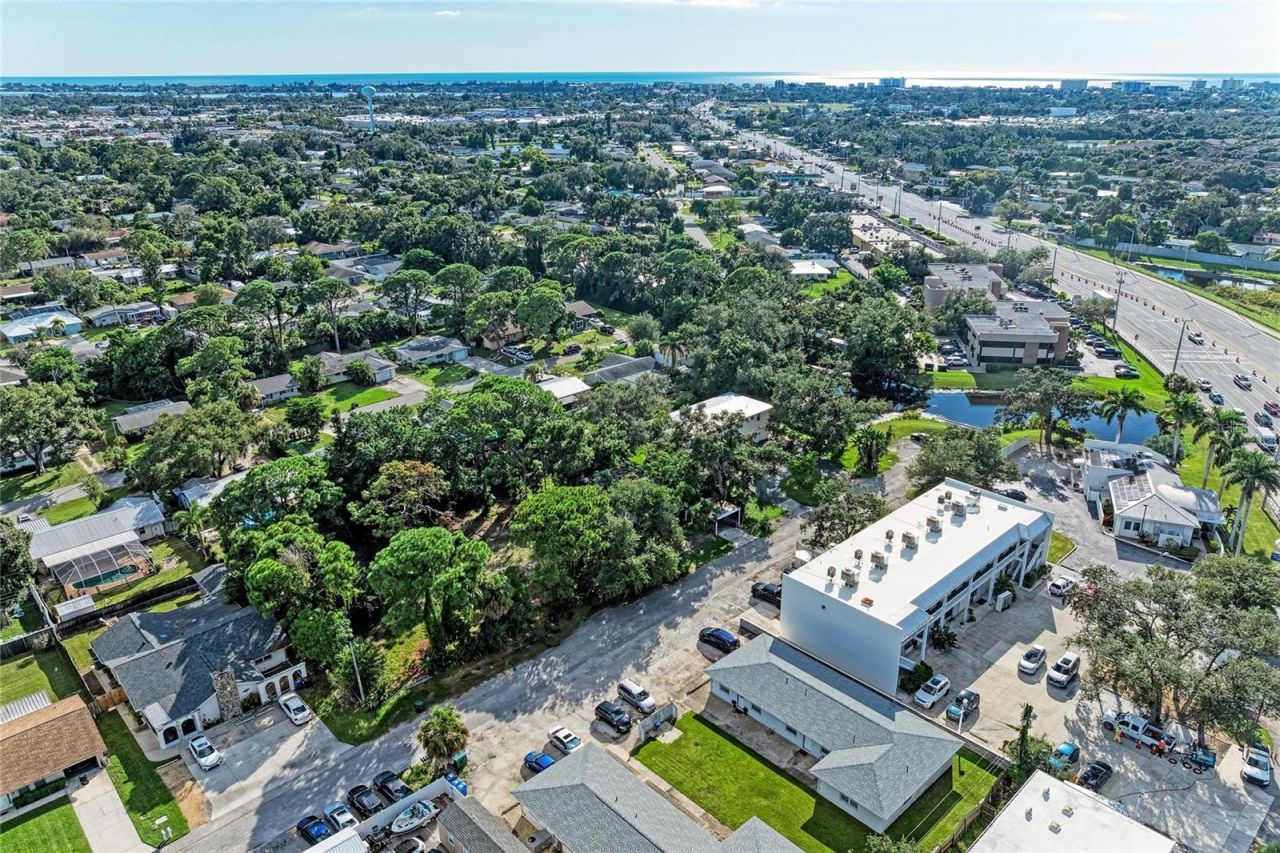 2821 Yorktown Street , Sarasota, FL 34231 Photo