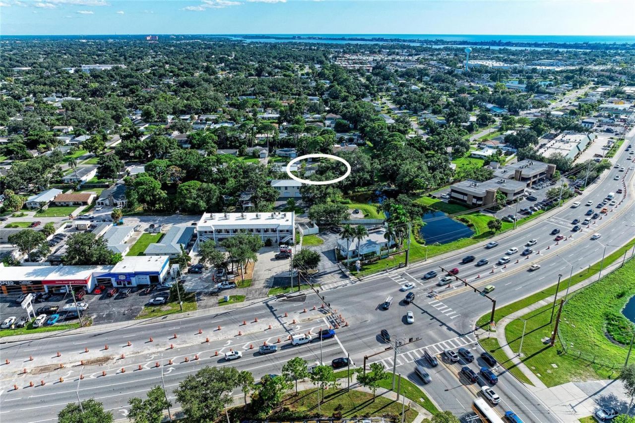 2821 Yorktown Street , Sarasota, FL 34231 Photo