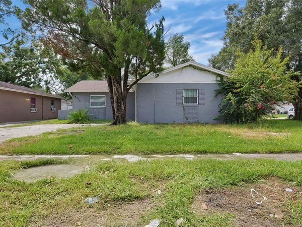 4317 PORPOISE DRIVE , TAMPA, FL 33617