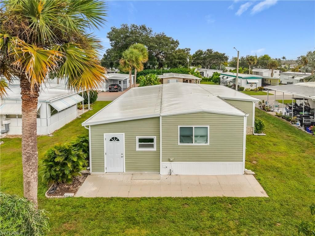 27374 Joann Dr, Bonita Springs, FL 34135 Photo