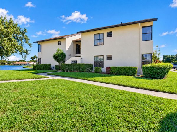 8609 BOCA GLADES Boulevard W, Unit H, Boca Raton, FL 33434