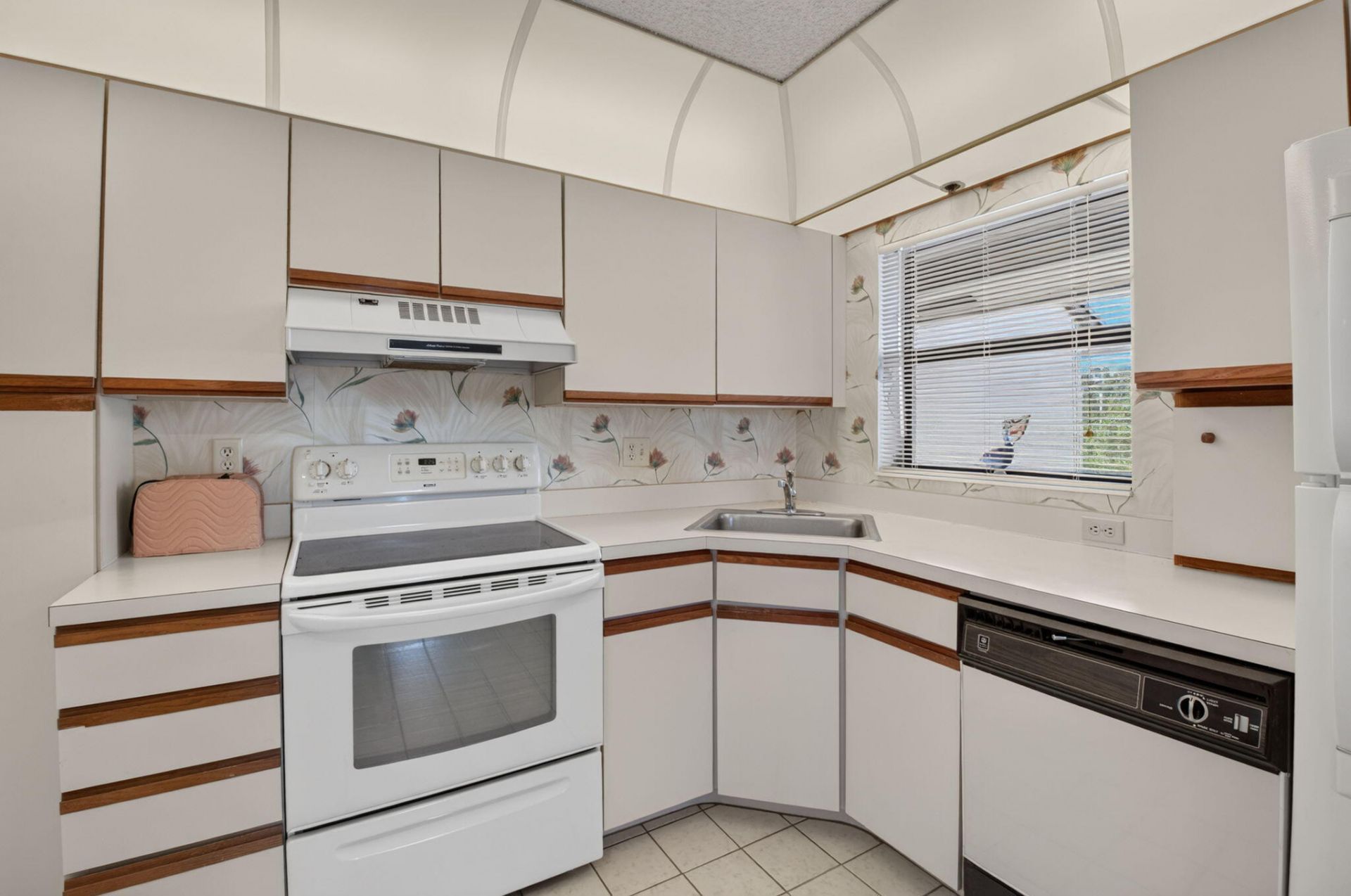 8609 Boca Glades Boulevard W, Unit H, Boca Raton, FL 33434 Photo