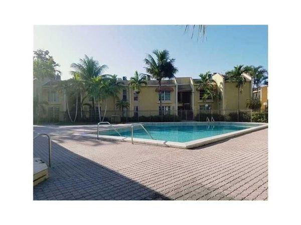 4505 TREEHOUSE Lane, Unit C, Tamarac, FL 33319