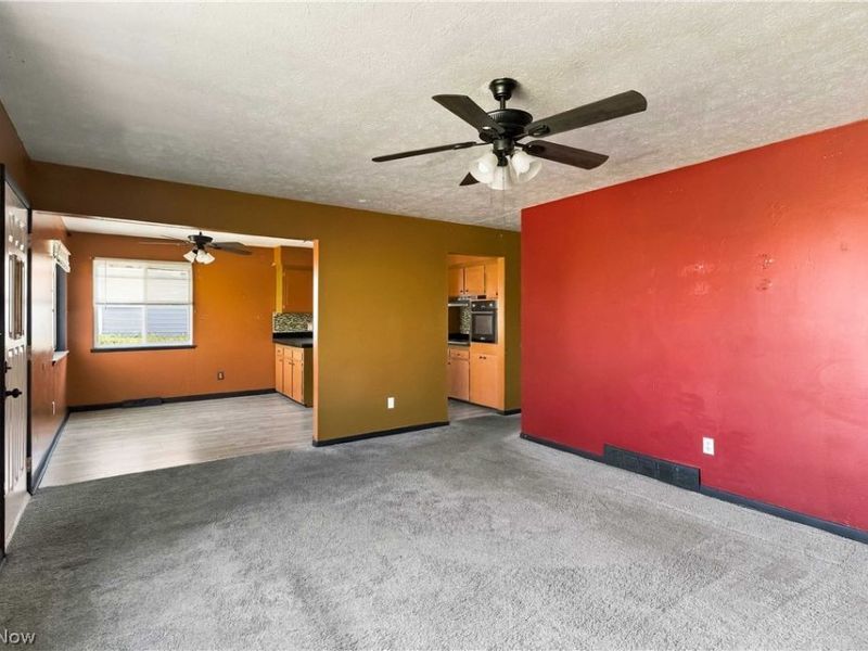 16006 Seville Road, Cleveland, OH 44128 Photo 9