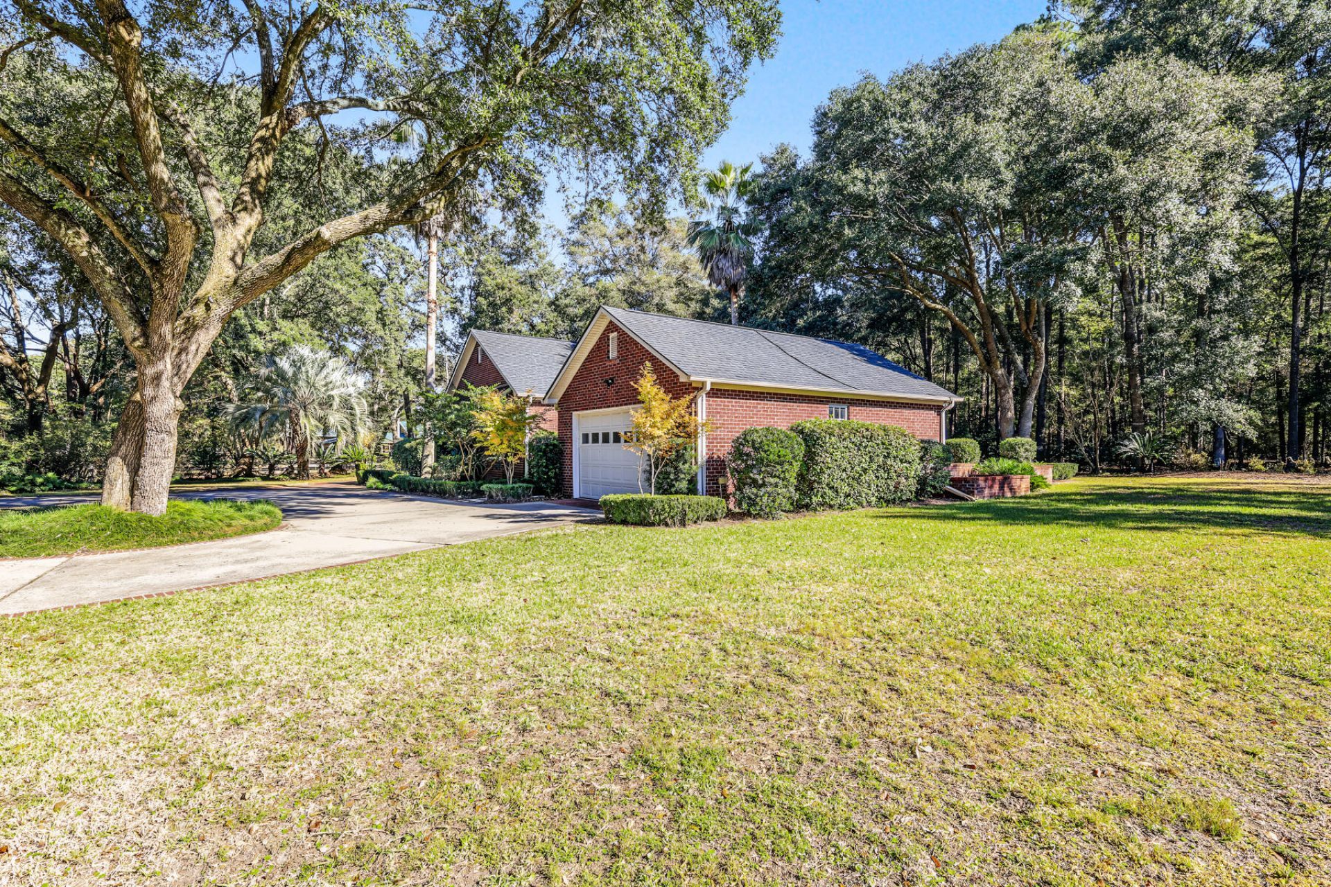 6014 Chisolm Road Photo 10