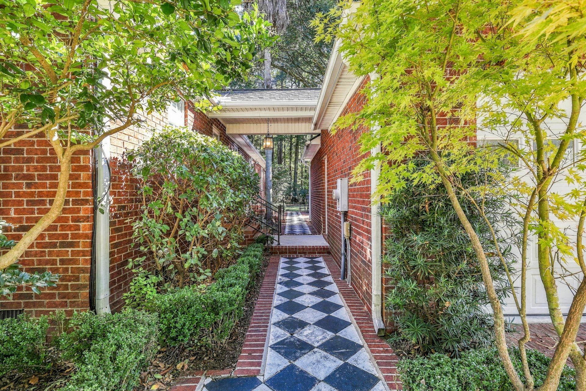 6014 Chisolm Road Photo 11
