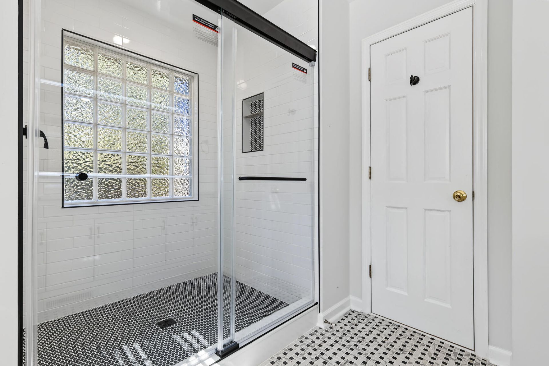 6014 Chisolm Road Photo 18