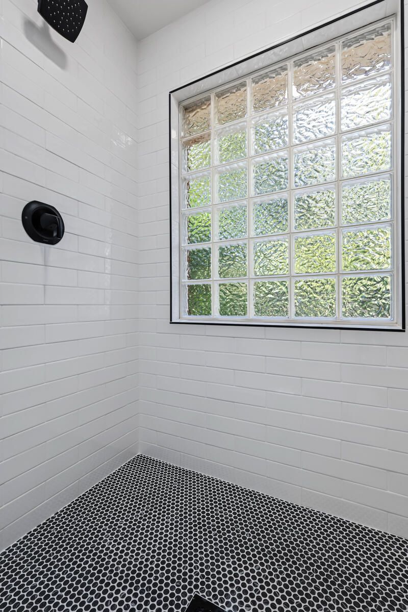 6014 Chisolm Road Photo 19