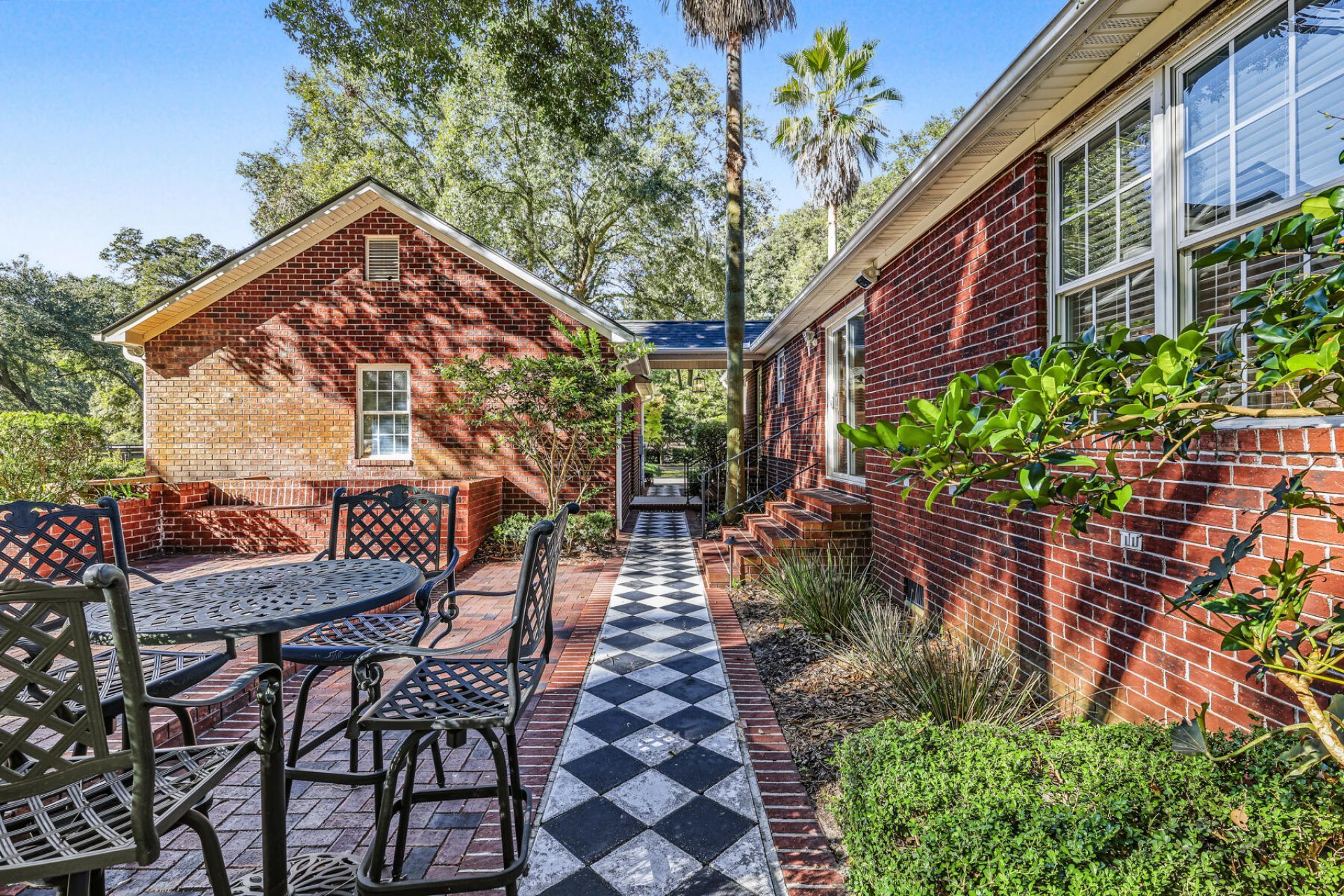 6014 Chisolm Road Photo 4