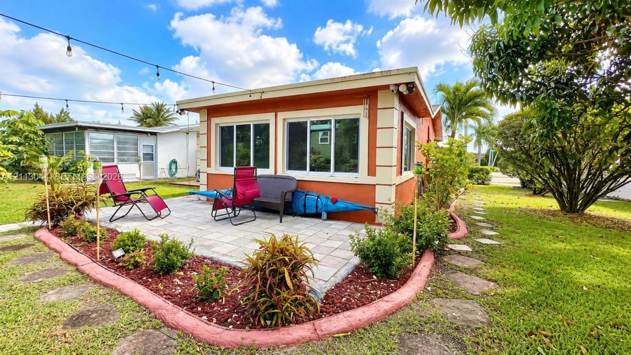 6735 NW 62nd St , Tamarac, FL 33321 Photo
