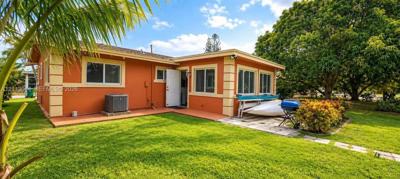 6735 NW 62nd St , Tamarac, FL 33321 Photo