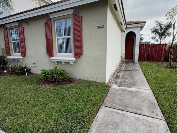 1060 NE 42nd Ter , Homestead, FL 33033