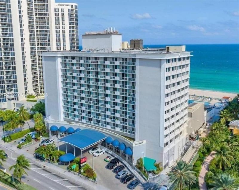 19201 Collins Ave, Unit 432, Sunny Isles Beach, FL 33160 Photo
