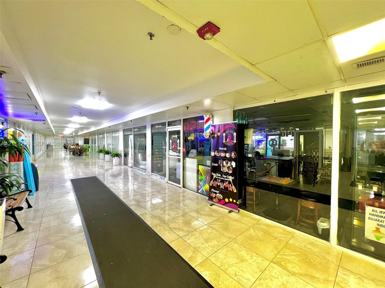 19201 Collins Ave, Unit 432, Sunny Isles Beach, FL 33160 Photo