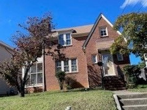 318 Cameron Avenue , Colonial Heights, VA 23834