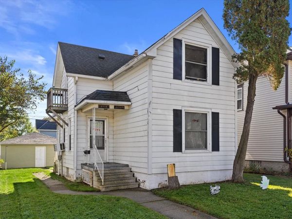 2115 Clarence AVENUE, Racine, WI 53405