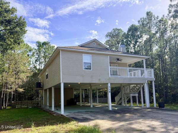 116 Sycamore Drive, Pass Christian, MS 39571