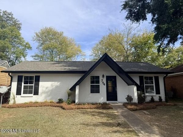 754 Sandy Lane, Pearl, MS 39208