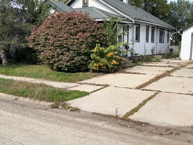 1913 Vernon Street, Rockford, IL 61103 Main Photo