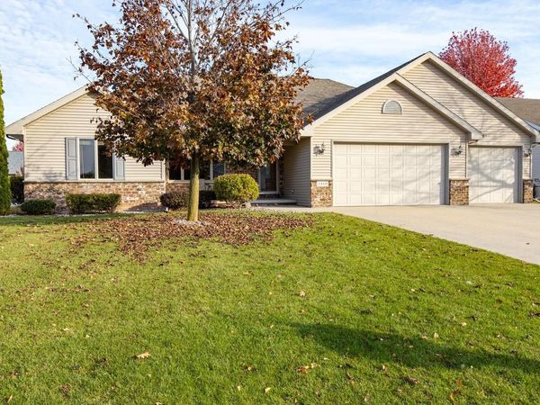 1410 W MASON RIDGE COURT, Appleton, WI 54914