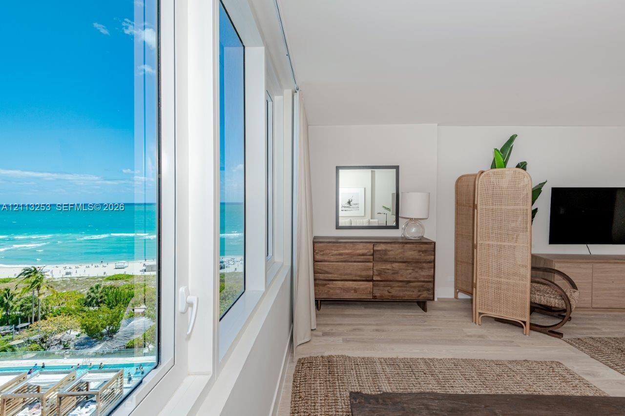 2301 Collins Ave , Unit 914, Miami Beach, FL 33139 Photo